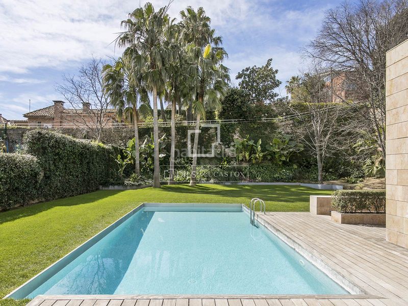 Foto 4d6d2858-3fe6-4d6d-9712-13967b74adf1. Xalet amb calefacció aparcament piscina a Pedralbes Barcelona