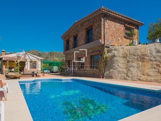Masia a Ardales. 3 casas rurales en venta en alora, málaga