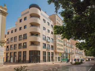 Piso en Centro Histórico. Excepcional ático de 2 dormitorios y terraza de 65 m en venta en