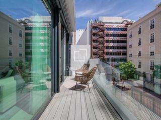 Alquiler Piso en Recoletos. Piso excelentes de 2 dormitorios con 15m terraza en alquiler en