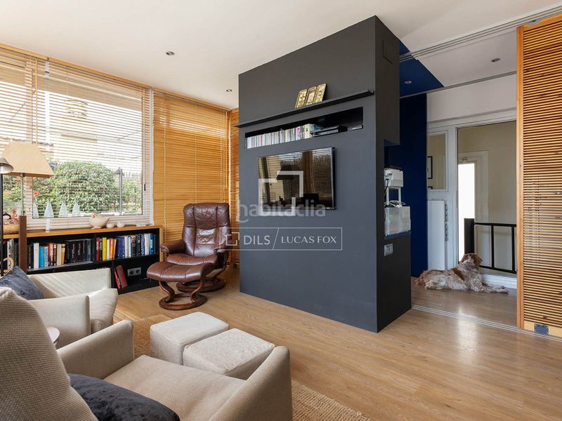 Foto 89a3d800-c2c2-4829-ac5d-a4c75a26e5c7. Àtic amb calefacció aparcament a Sagrada Família Barcelona