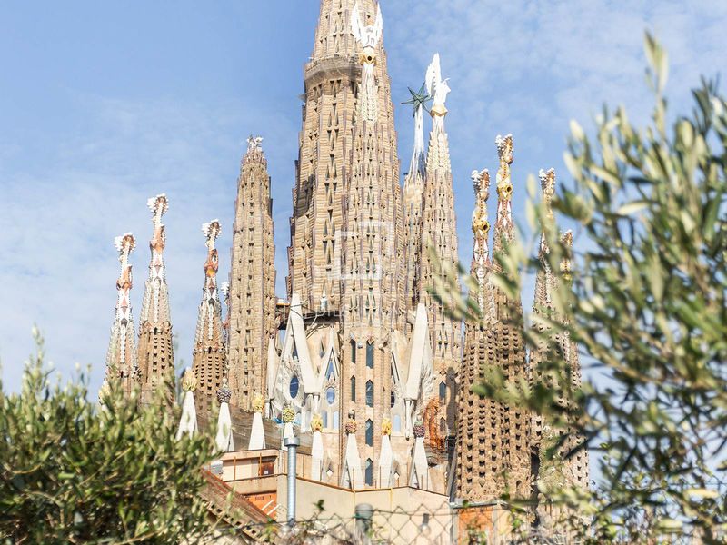 Foto 56289b20-6896-45ab-b5ed-1fad9480d7f4. Àtic amb calefacció aparcament a Sagrada Família Barcelona
