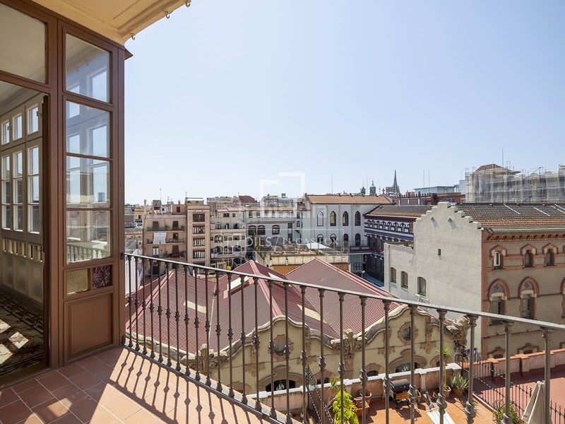 Foto ced0e60f-d7c8-4bbb-8b1d-4f2f51d358e2. Pis amb calefacció a St. Pere - Sta. Caterina - El Born Barcelona