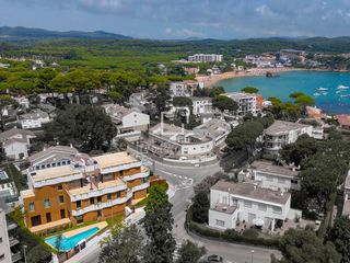 Pis a La Fosca - Cala Margarida