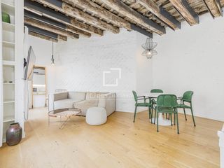 Etagenwohnung in Dreta de l´Eixample. Piso de 2 dormitorios en venta en el born, barcelona