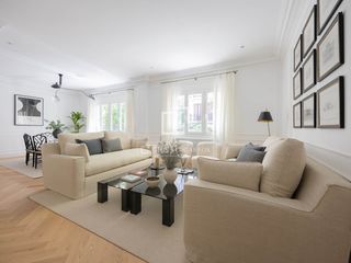 Flat in Castellana
