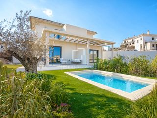 Xalet a Cala Magrana-Cala Anguila-Cala Mendia. Casa  villa obra nueva de 2 dormitorios con 181m de jardín en ve