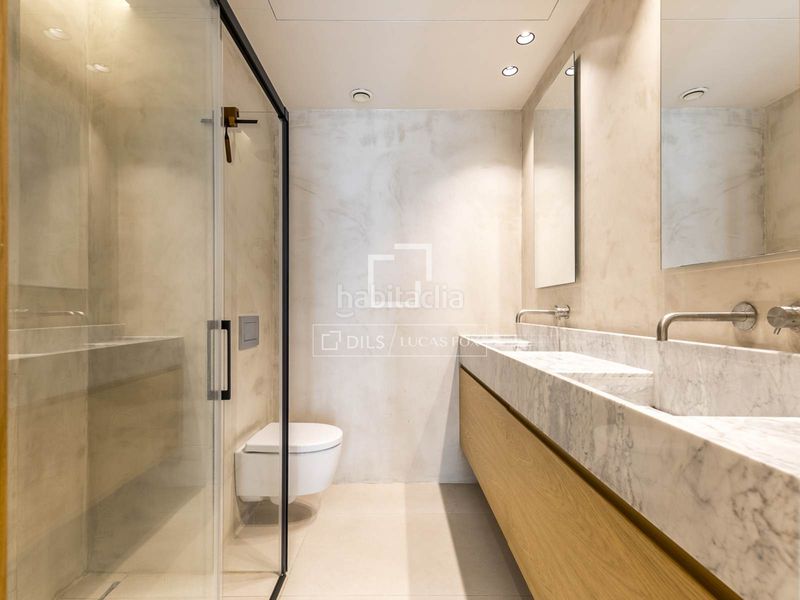 Foto aa43eb9e-5fe9-4412-878b-edb4209959e0. Piso  excelentes de 2 dormitorios en venta en gótico, en Barcelona
