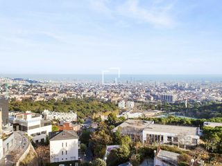 Chalet à Sarrià. Impresionante casa con unas vistas maravillosas a toda barcelona