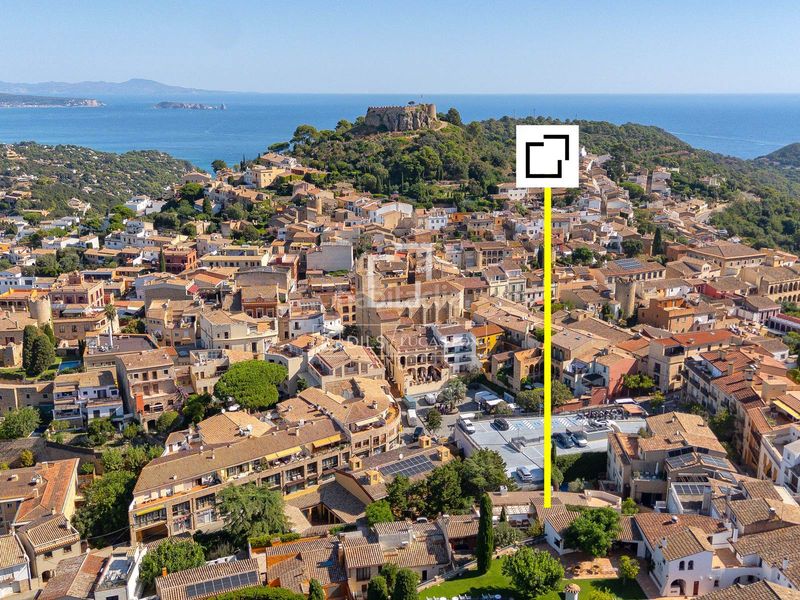Foto 6bbbadf5-e76e-4d60-83b9-72468e424088. Xalet amb calefacció aparcament a Begur Begur