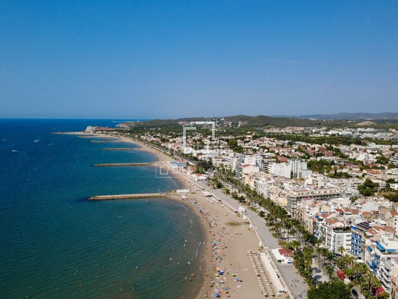 Foto 0bbedbaf-4746-4248-b71f-e1397e18b24e. Pis amb calefacció a Centre Sitges