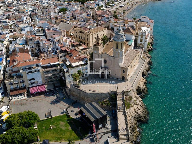 Foto a2f1b654-f7d5-48da-90b4-6d58874046c8. Pis amb calefacció a Centre Sitges