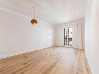 Piso en Dreta de l´Eixample. Piso excelentes de 2 dormitorios en venta en eixample derecho, b
