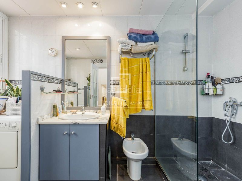 Foto a00e989b-6f22-4789-a719-64f165d78547. Pis amb calefacció a St. Pere - Sta. Caterina - El Born Barcelona