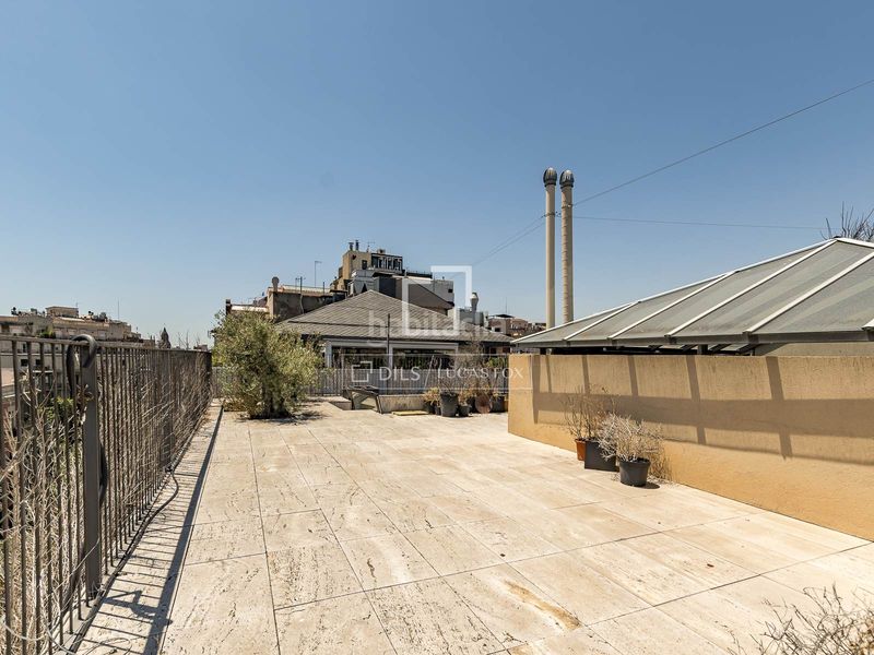 Foto 060341ba-8f7d-415b-82e9-8f5d0e3428c8. Àtic amb calefacció a Dreta de l´Eixample Barcelona
