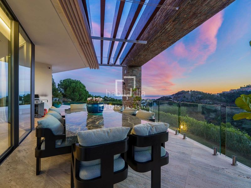 Foto dd5968ea-b40c-4e50-94ad-248ed89c3649. Chalet mit heizung parking pool in La Quinta Benahavís