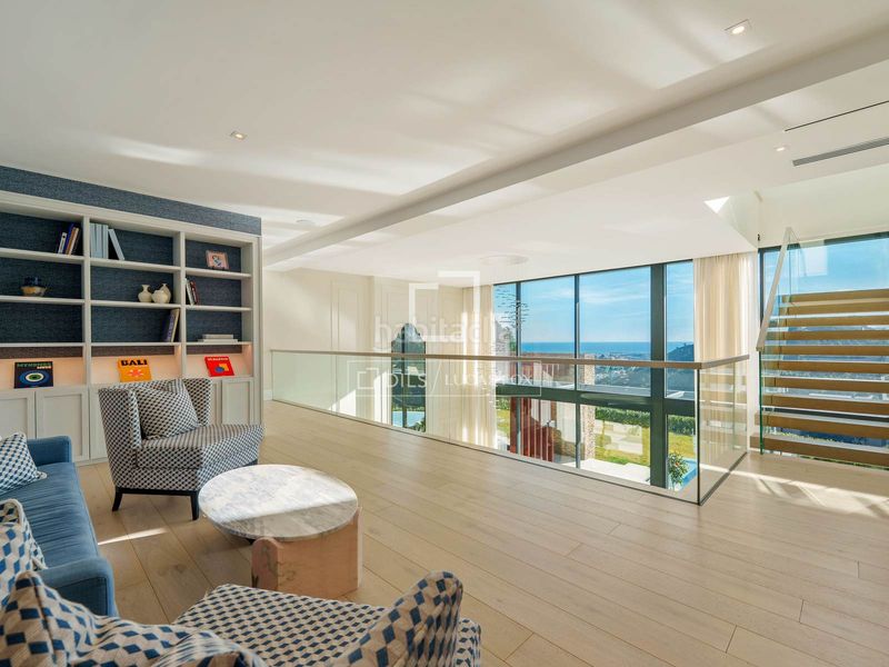 Foto fa312856-7208-4f3f-82b2-58706b0d526d. Chalet mit heizung parking pool in La Quinta Benahavís