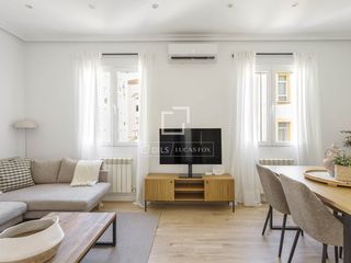 Affitto Appartamento in Lista. Piso excelentes de 2 dormitorios en alquiler en lista, madrid