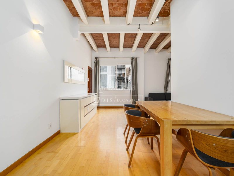 Flat with heating in Dreta de l´Eixample Barcelona