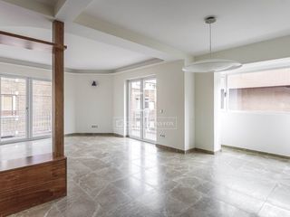 Lloguer Pis a Goya. Piso excelentes de 3 dormitorios con 20m terraza en alquiler en