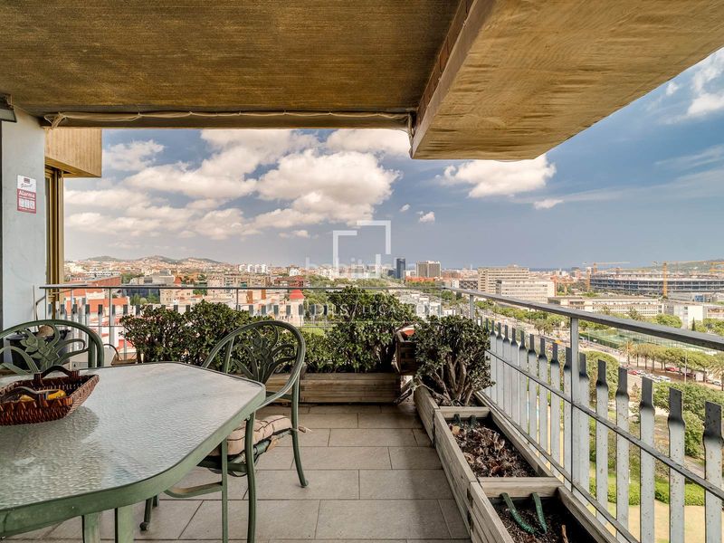Foto 4c46a9bc-f7d0-4372-8544-f36aedeca778. Pis amb aparcament piscina a Pedralbes Barcelona