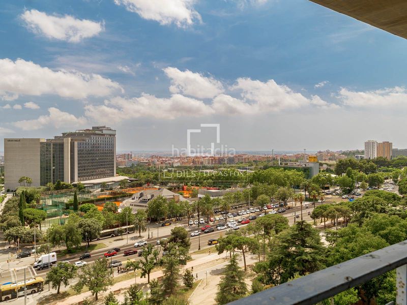 Foto e0834a56-7a5a-4afe-bc7a-7f4e3aa99c0d. Pis amb aparcament piscina a Pedralbes Barcelona