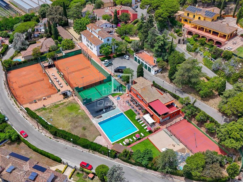 Foto 7fee0dbc-e4a6-4a76-a5cd-fa3664294da6. Xalet amb calefacció aparcament piscina a Cabrils