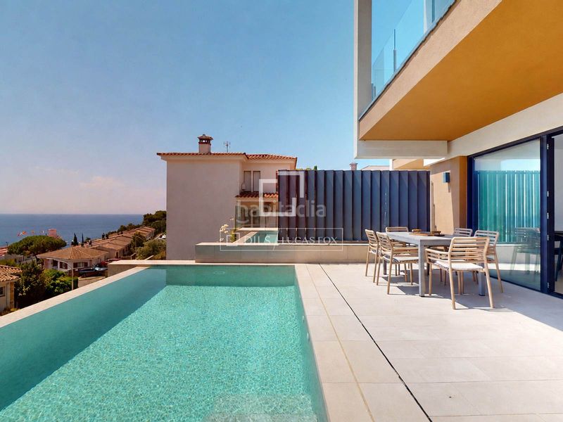 Foto 3662f994-691d-4a40-bea2-3e92769da736. Chalet casa a estrenar con cuatro dormitorios, piscina privada y jardín a pocos minutos de la playa de mar menuda, en Tossa de Mar
