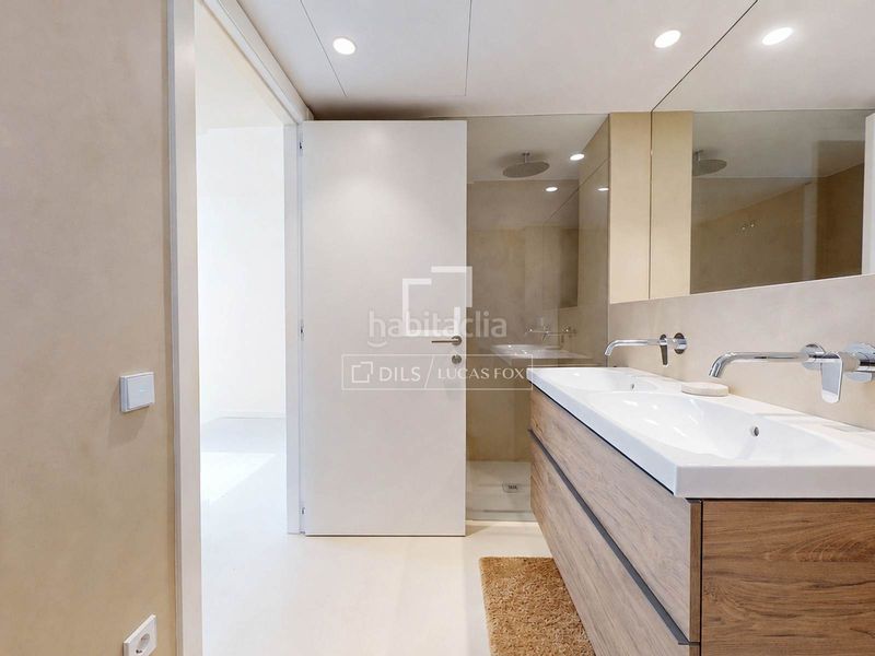 Foto a9c12da8-88b5-4ae0-ab6f-60d67a5f6ea7. Chalet casa a estrenar con cuatro dormitorios, piscina privada y jardín a pocos minutos de la playa de mar menuda, en Tossa de Mar