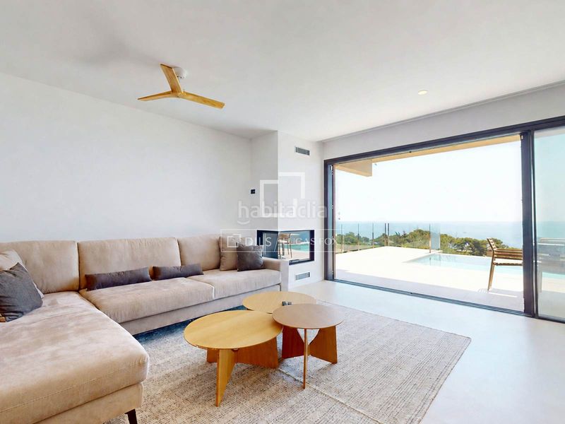 Foto bad2c652-4e1b-4d5f-b479-01bf3bfab9d8. Chalet casa a estrenar con cuatro dormitorios, piscina privada y jardín a pocos minutos de la playa de mar menuda, en Tossa de Mar