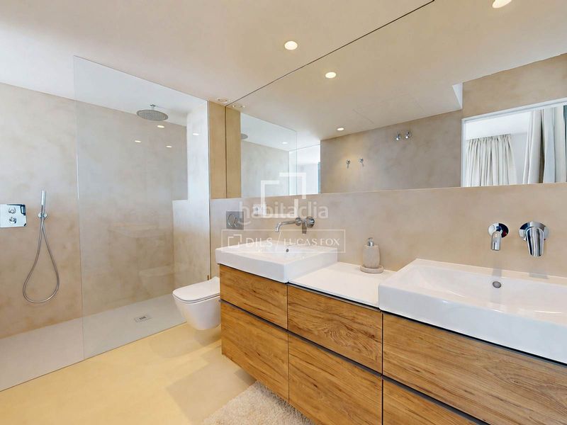 Foto c3a285b0-e347-49bd-a735-fc47caecfb13. Chalet casa a estrenar con cuatro dormitorios, piscina privada y jardín a pocos minutos de la playa de mar menuda, en Tossa de Mar