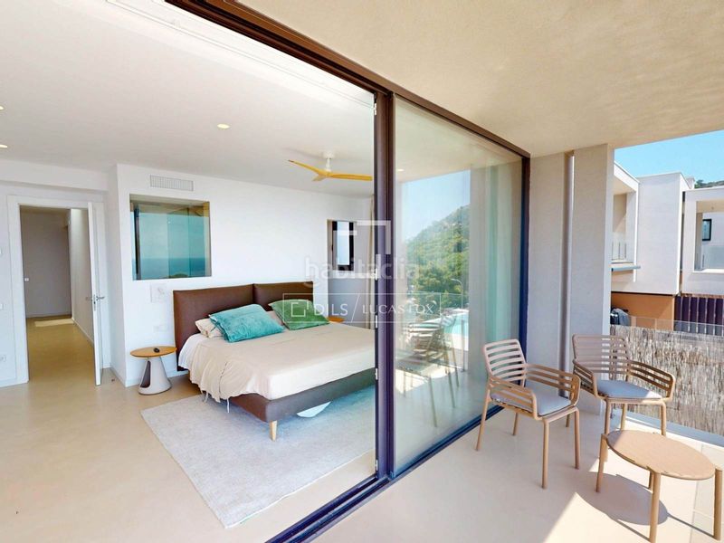 Foto de89b61d-c3a6-46b1-950f-0ed8d8c6547f. Chalet casa a estrenar con cuatro dormitorios, piscina privada y jardín a pocos minutos de la playa de mar menuda, en Tossa de Mar