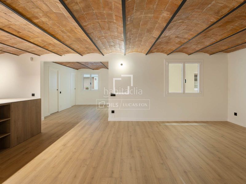 Foto 4eb0b689-fe63-4b30-9f23-116251f29d93. Pis a Gòtic Barcelona