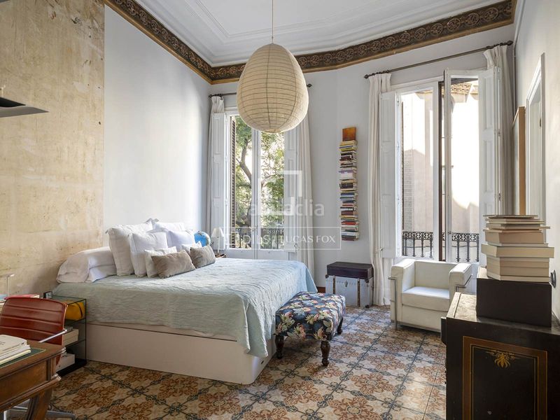 Foto 0cdf9b00-b360-40d3-aa9c-b1ba83c01342. Piso  excelentes de 5 dormitorios con 121m terraza en venta en el born, en Barcelona