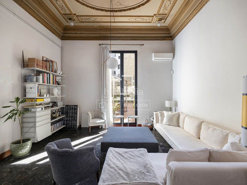 Foto 7135f424-d1e3-4830-9467-86a43a5deec8. Piso  excelentes de 5 dormitorios con 121m terraza en venta en el born, en Barcelona