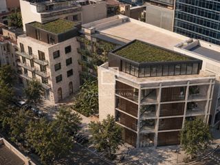 Fondo rustico in Poblenou. Solar en esquina con potencial de desarrollo en el distrito 22 d