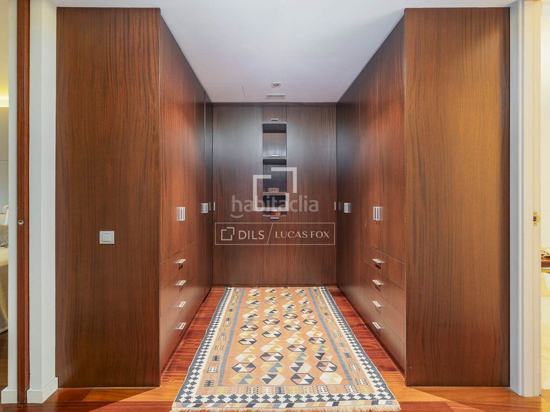 Foto 17512645-1c92-4ae0-970d-84e4a31cd185. Pis amb calefacció a Dreta de l´Eixample Barcelona
