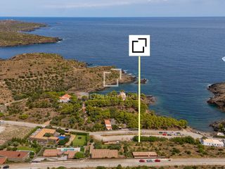 Chalet à Cadaqués. Arquitectura, luz y mar el refugio de diseño definitivo en la ba