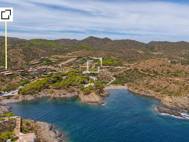 Foto a550fd8c-bebb-4aec-8075-9a81eeeddd35. Xalet amb calefacció aparcament piscina a Cadaqués