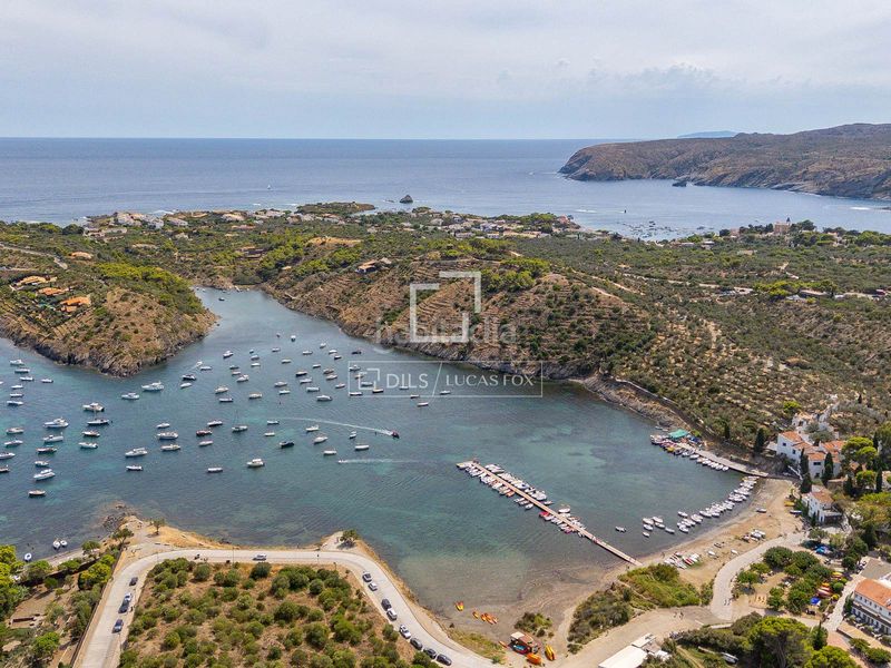 Foto cf836786-3d06-421b-8500-5b206306672b. Xalet amb calefacció aparcament piscina a Cadaqués