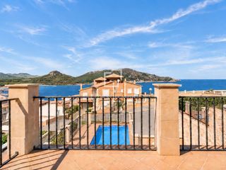 Chalet in Cala Ratjada. Villa pareada con piscina privada en venta en cala ratjada, mall