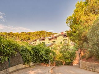 Miete Chalet in Sant Gervasi - Bonanova. Casa  villa de 3 dormitorios en alquiler en sant gervasi  la bon