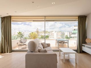 Pis a Marina Botafoc-Talamanca. Piso excelentes de 1 dormitorio con 14m terraza en venta en ibiz
