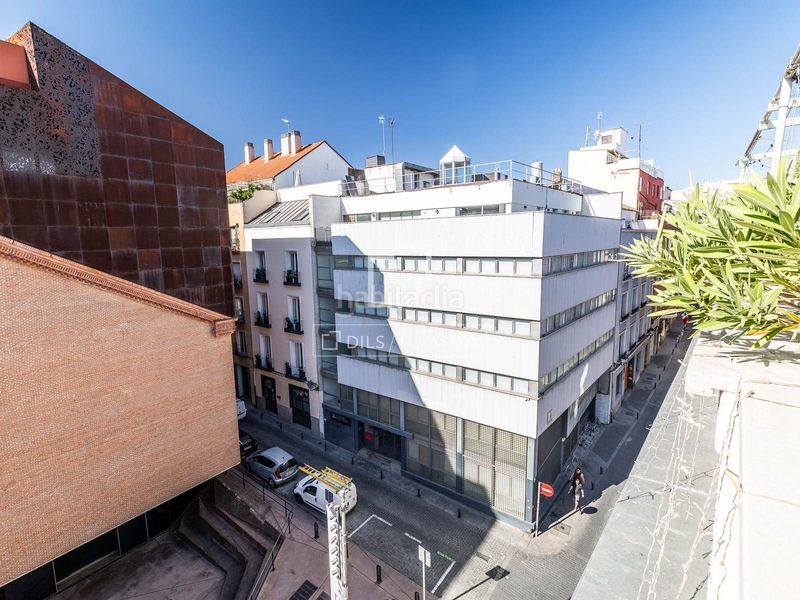 Foto 1852e878-a88a-4d44-9a70-f1121c7000d9. Àtic amb calefacció a Cortes-Huertas Madrid