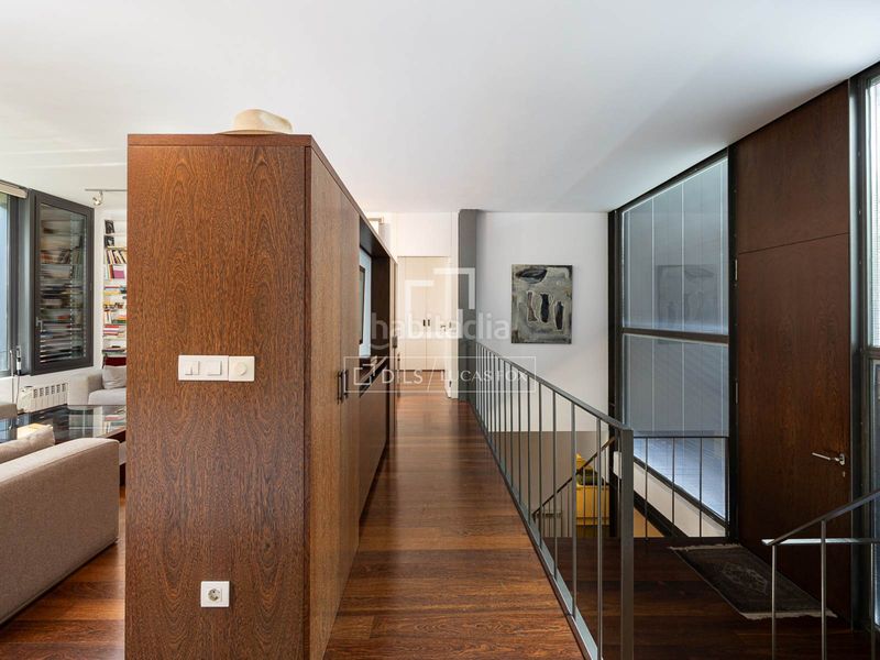 Foto db1cc199-6f51-4fb0-8b24-1efa80d9d44c. Chalet exclusiva casa de diseño arquitectónico cerca de los prestigiosos colegios internacionales . en Barcelona
