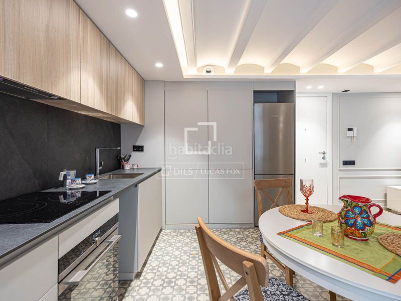 Foto a4ce2b72-f8e6-402e-8d28-cd28baa83ec9. Pis amb calefacció a Gòtic Barcelona