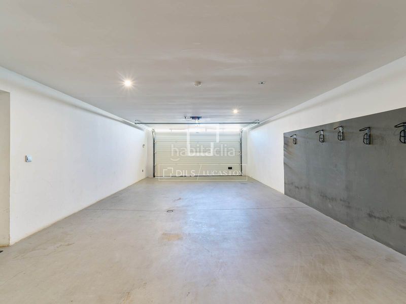Foto cee9e989-1b04-41f5-80d3-f198ab1e0635. Chalet casa villa excelentes de 7 dormitorios en venta en granada, granada en Zubia (La)