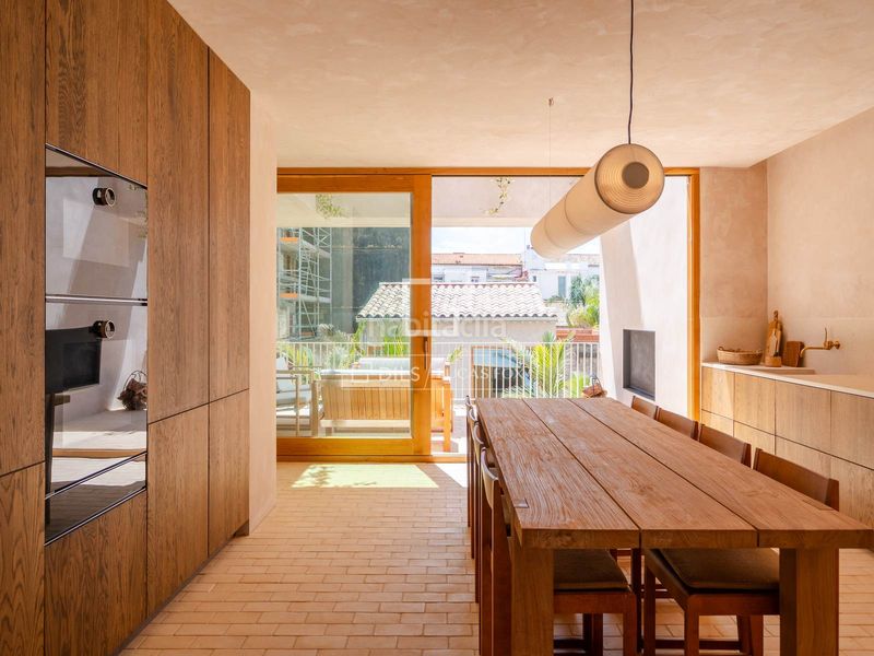 Foto 33493002-f3d8-4342-bd97-0053f0e3347a. Chalet mit heizung parking pool in El Cabanyal-El Canyamelar Valencia