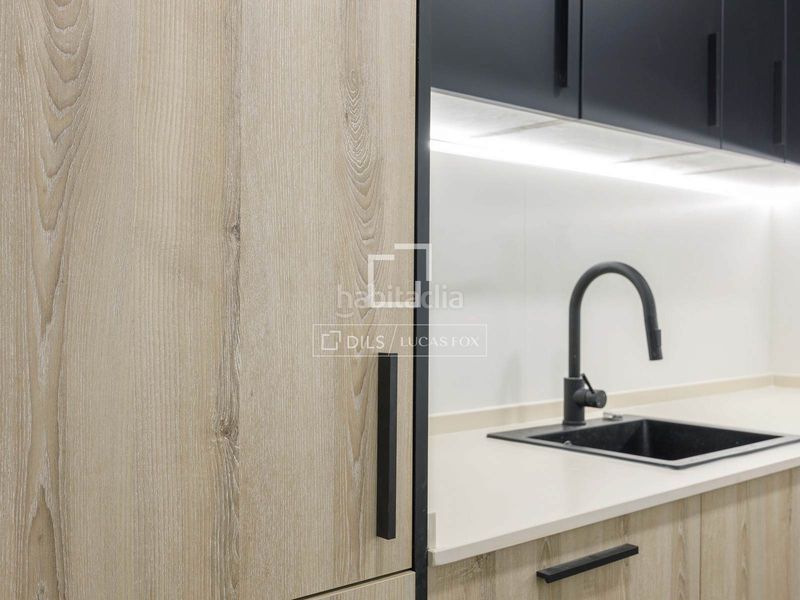 Foto 1a52b8e6-8c92-482f-a84e-acaf1868923f. Alquiler piso  en excelentes condiciones de 4 dormitorios con terraza de 7 m en alquiler en palacio de congresos, en Valencia