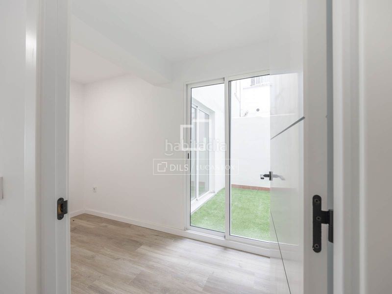 Foto 715307e6-041f-48af-ac2a-93c6ebd74a1a. Alquiler piso  en excelentes condiciones de 4 dormitorios con terraza de 7 m en alquiler en palacio de congresos, en Valencia